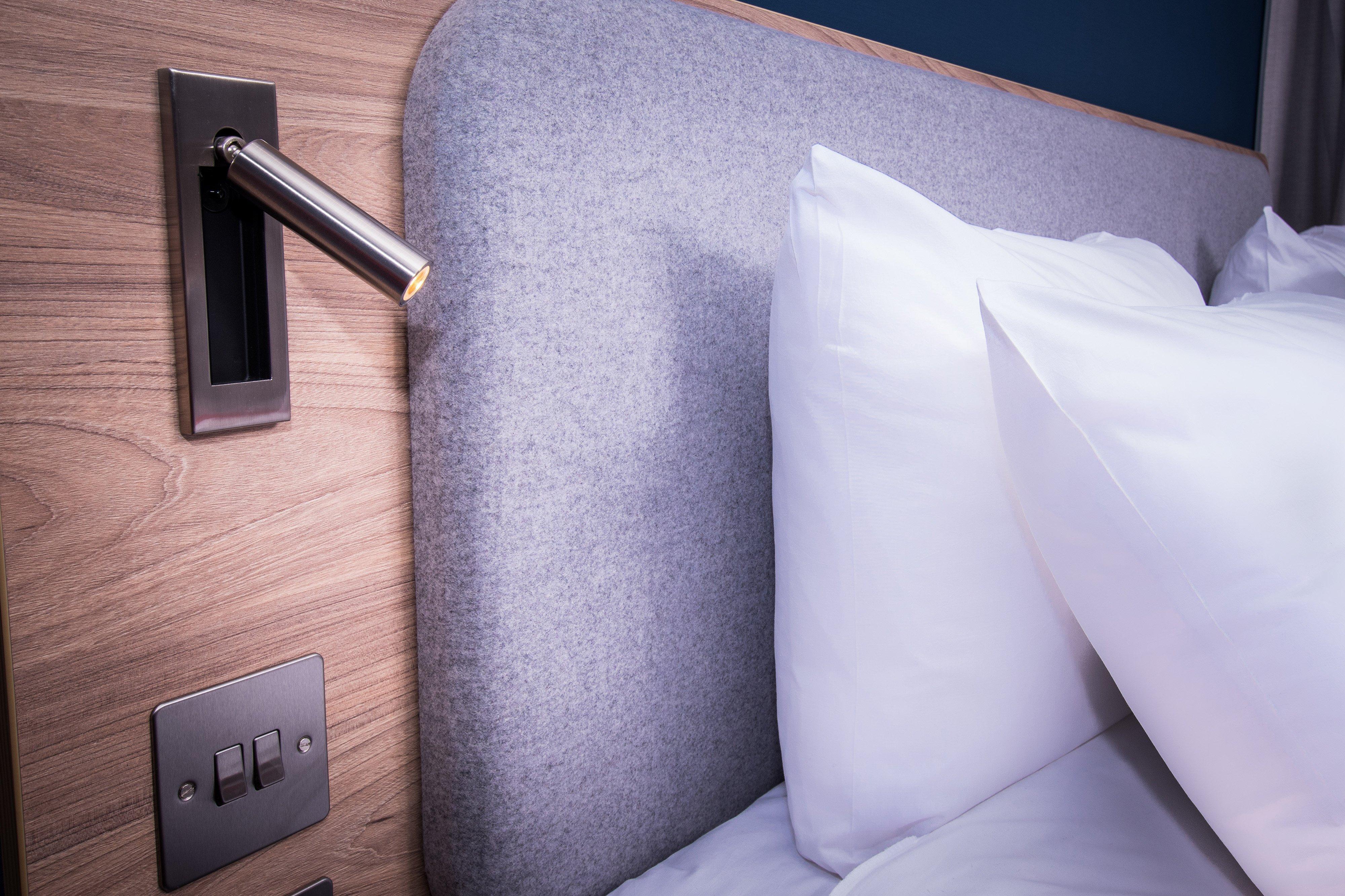Holiday Inn Express - Exeter - City Centre By Ihg Bagian luar foto