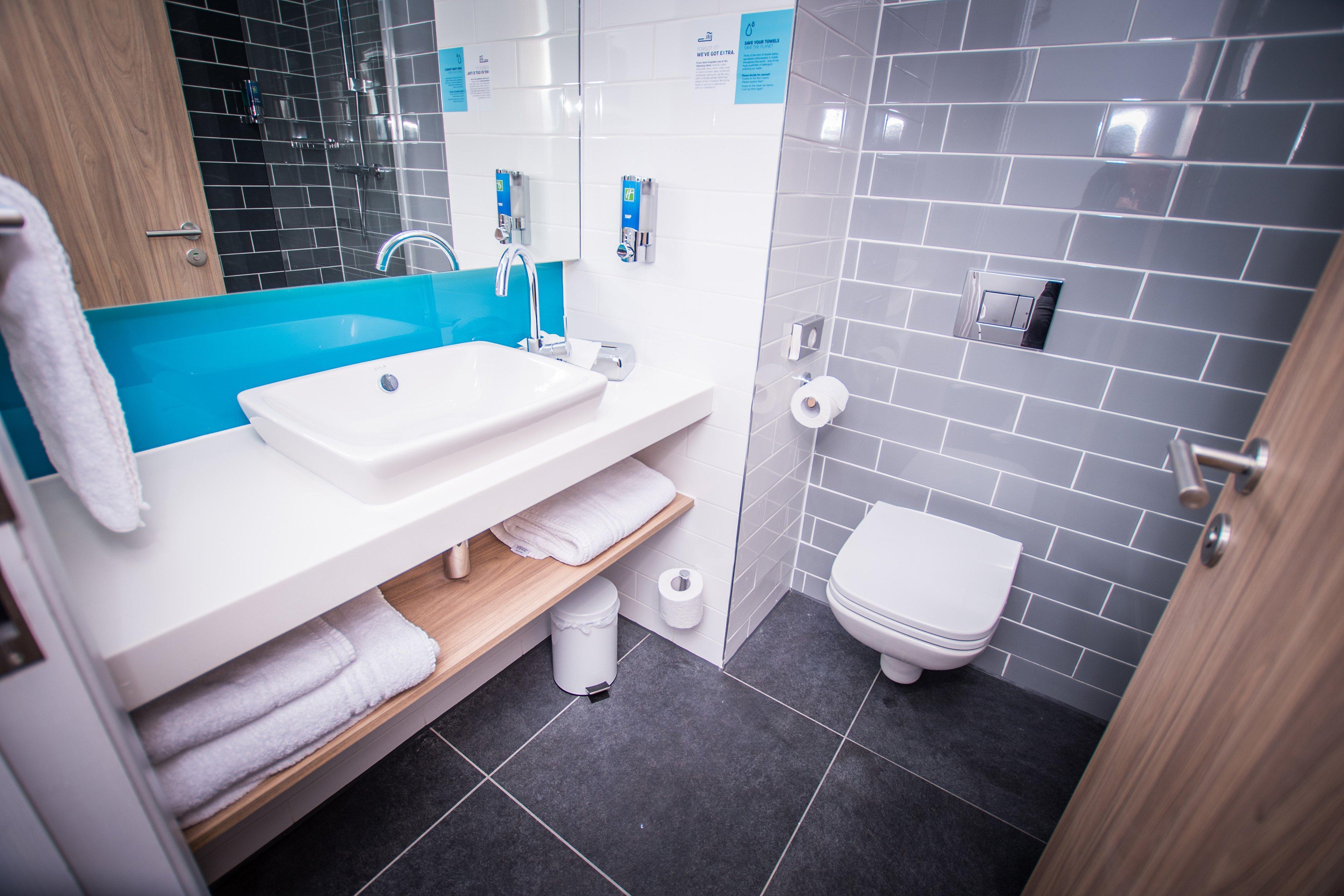 Holiday Inn Express - Exeter - City Centre By Ihg Bagian luar foto
