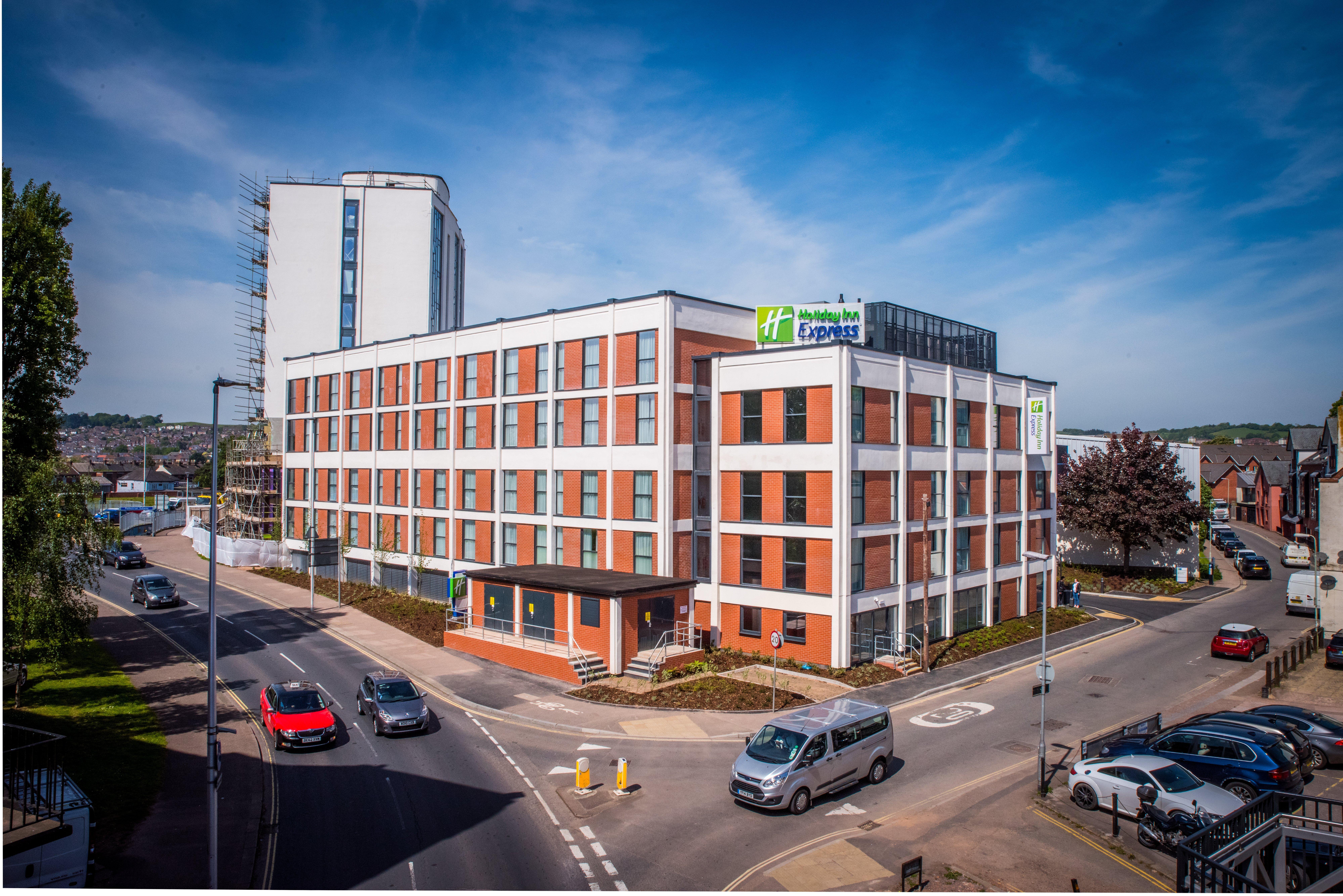 Holiday Inn Express - Exeter - City Centre By Ihg Bagian luar foto
